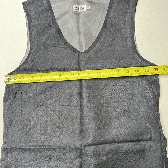 Zara Gray Crinkle Look with Shimmer Size M - Picture 8 of 9